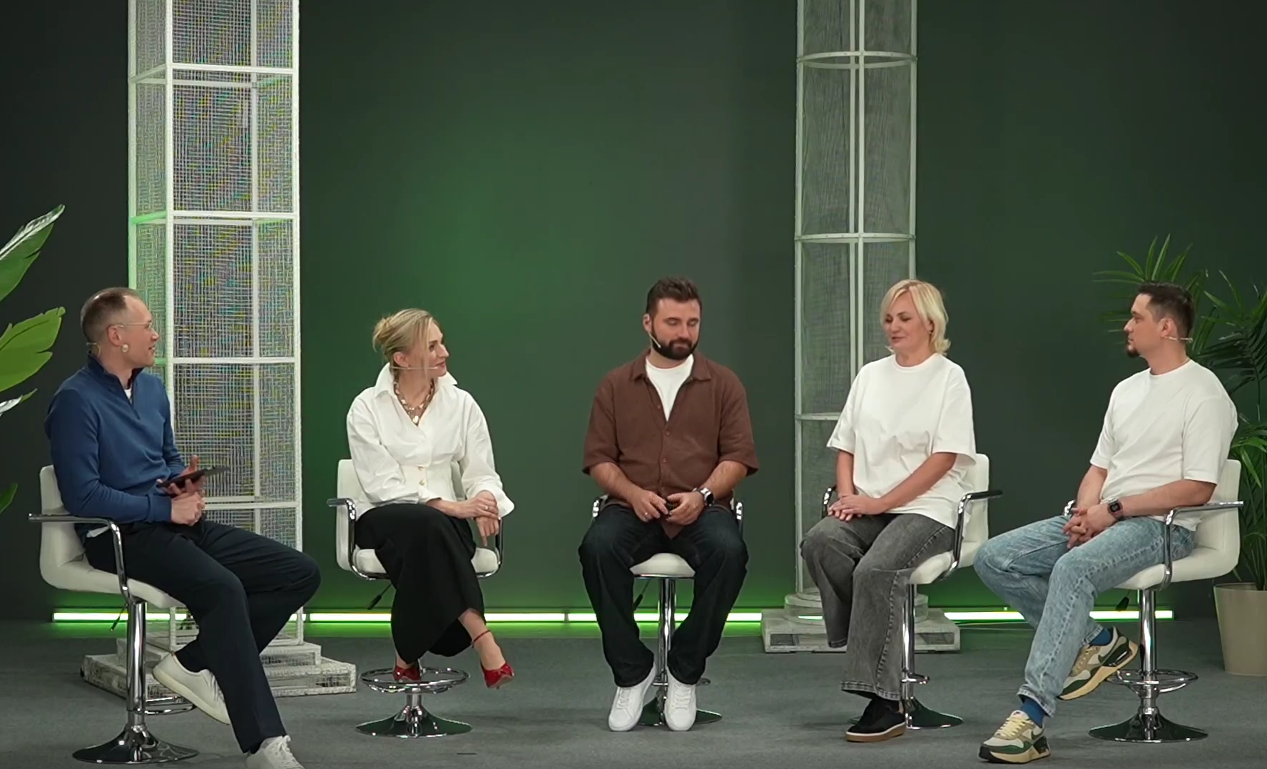 Как жить бизнесу в 2026 году: b2b-конференция, собравшая 170 тысяч просмотров